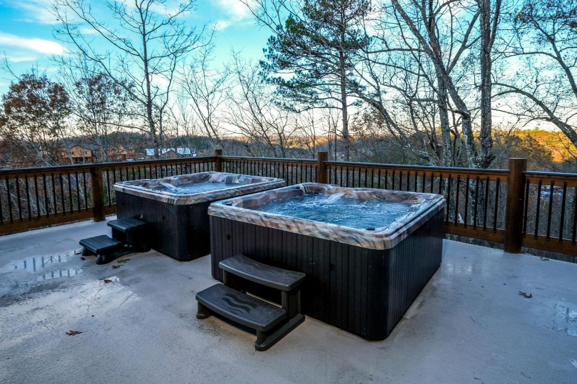 Villa Swim And Gym Mansion Pigeon Forge Esterno foto
