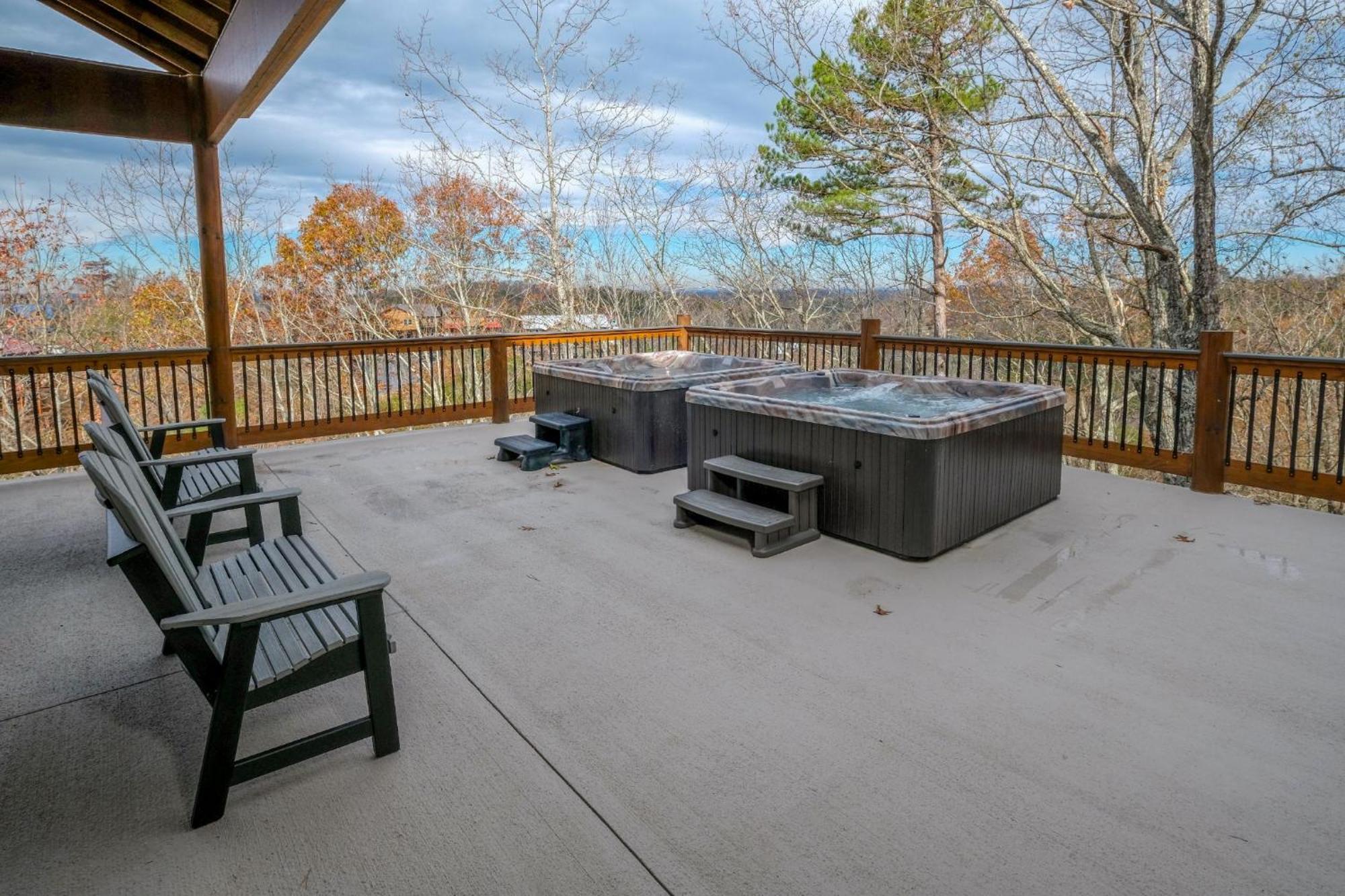 Villa Swim And Gym Mansion Pigeon Forge Esterno foto