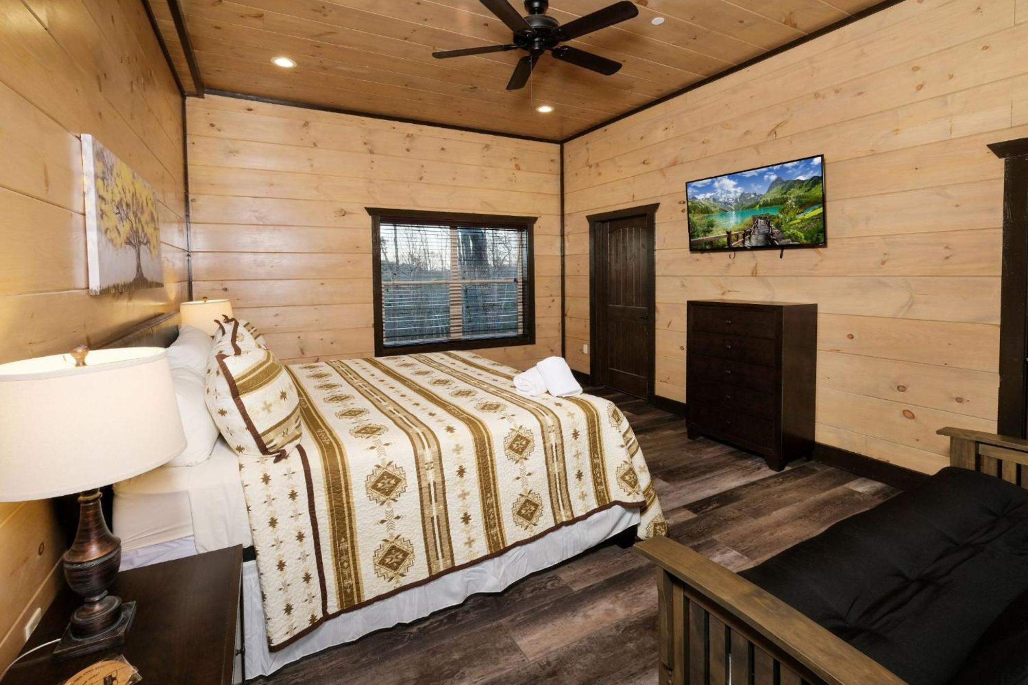 Villa Swim And Gym Mansion Pigeon Forge Esterno foto