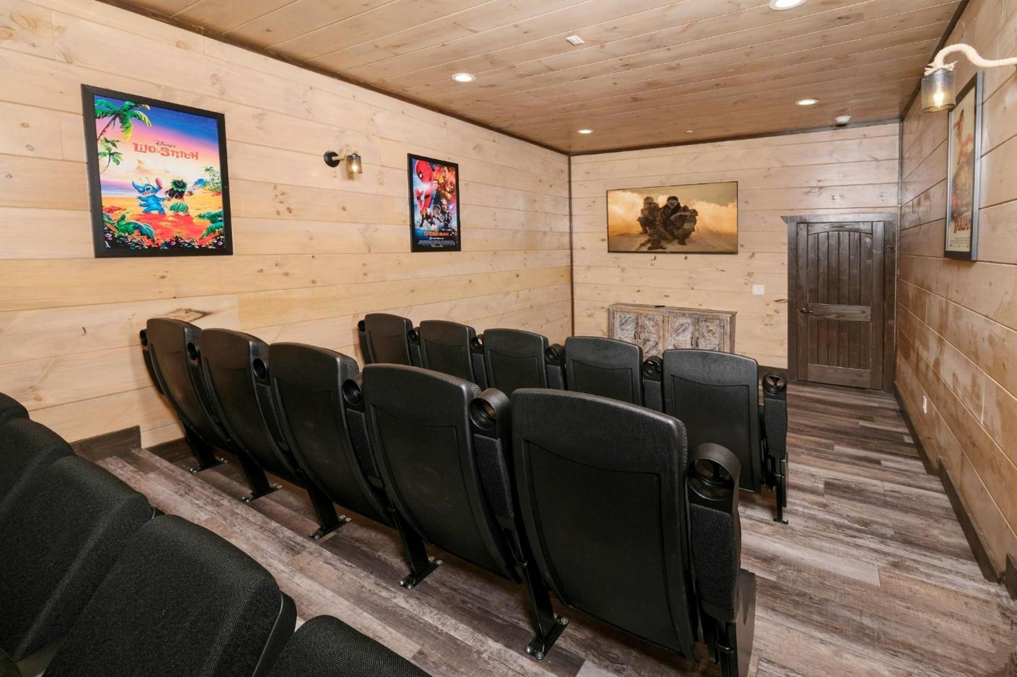 Villa Swim And Gym Mansion Pigeon Forge Esterno foto