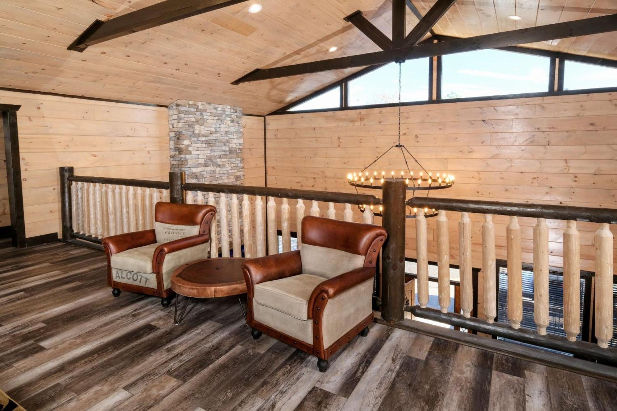 Villa Swim And Gym Mansion Pigeon Forge Esterno foto
