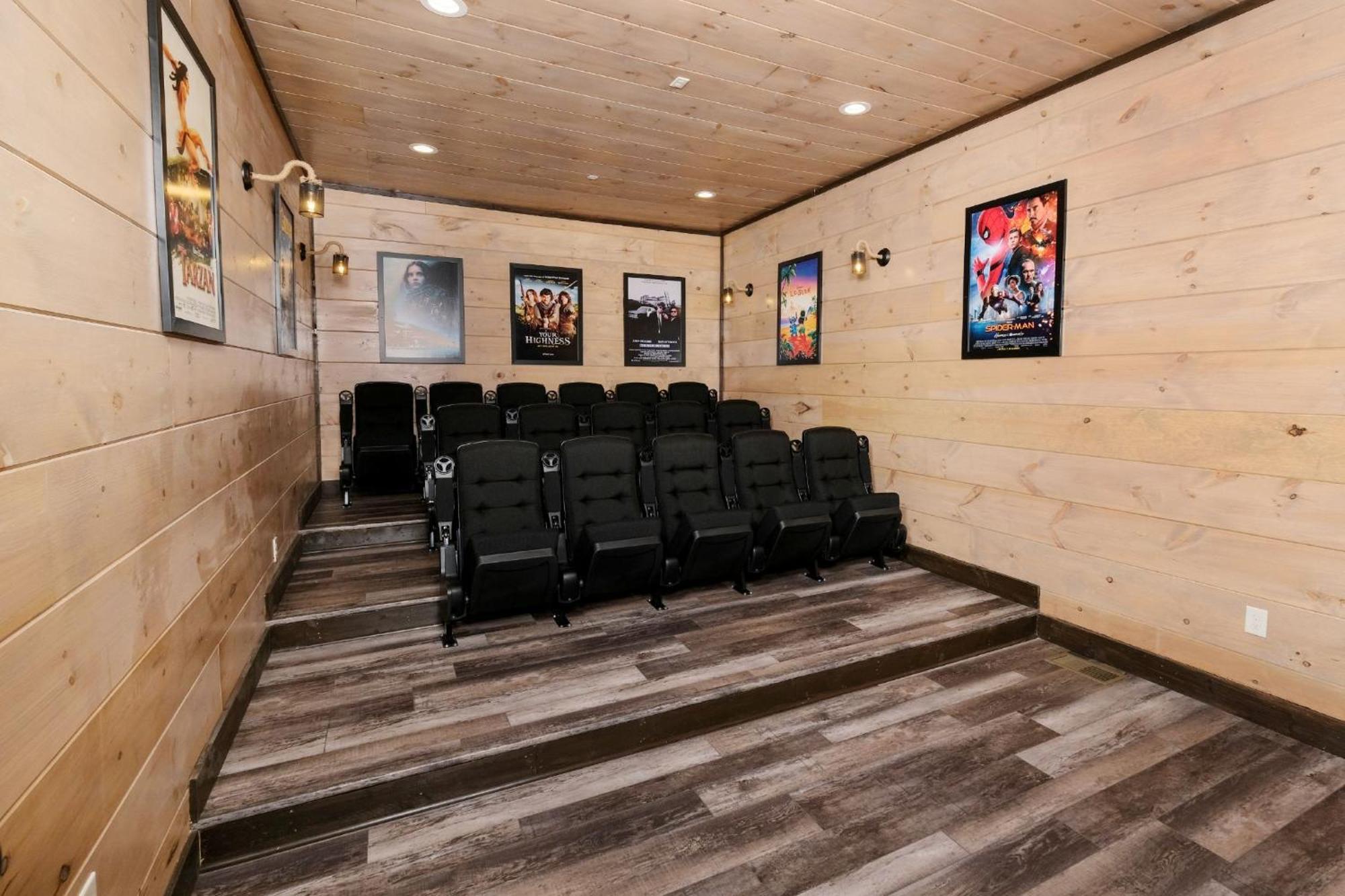 Villa Swim And Gym Mansion Pigeon Forge Esterno foto